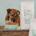 Šunų maistas veganiškas VEGDOG Farmer's Crunch suaugusiems šunims 2kg